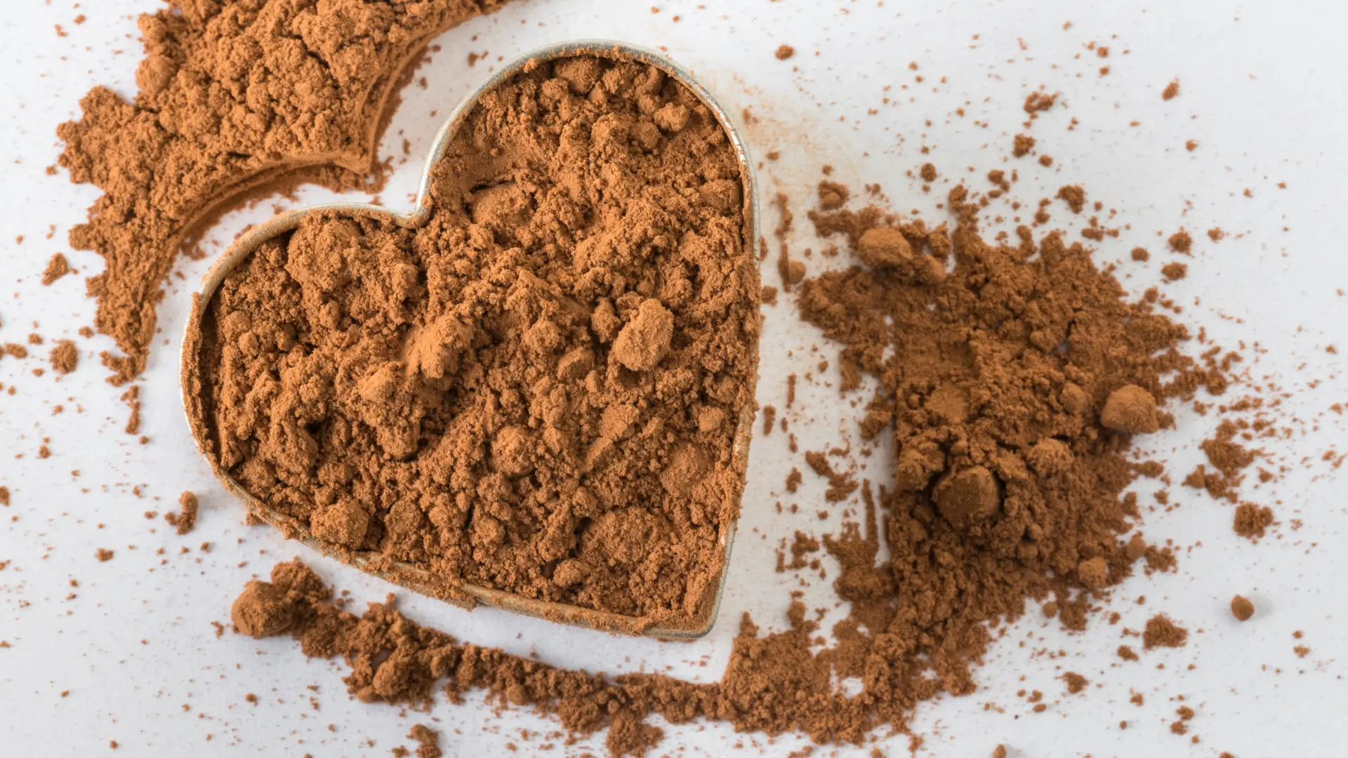 A formulator's guide to milk thistle, showcasing a standardized silymarin extract used to solve bioavailability challenges